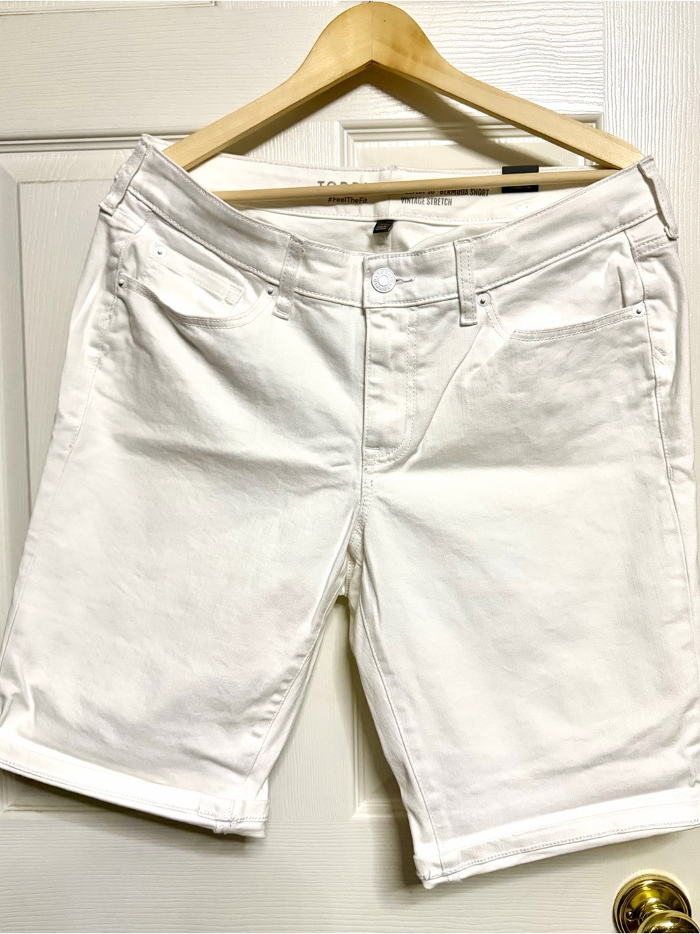 Torrid New White Stretch Denim Bermuda Shorts - Size 12